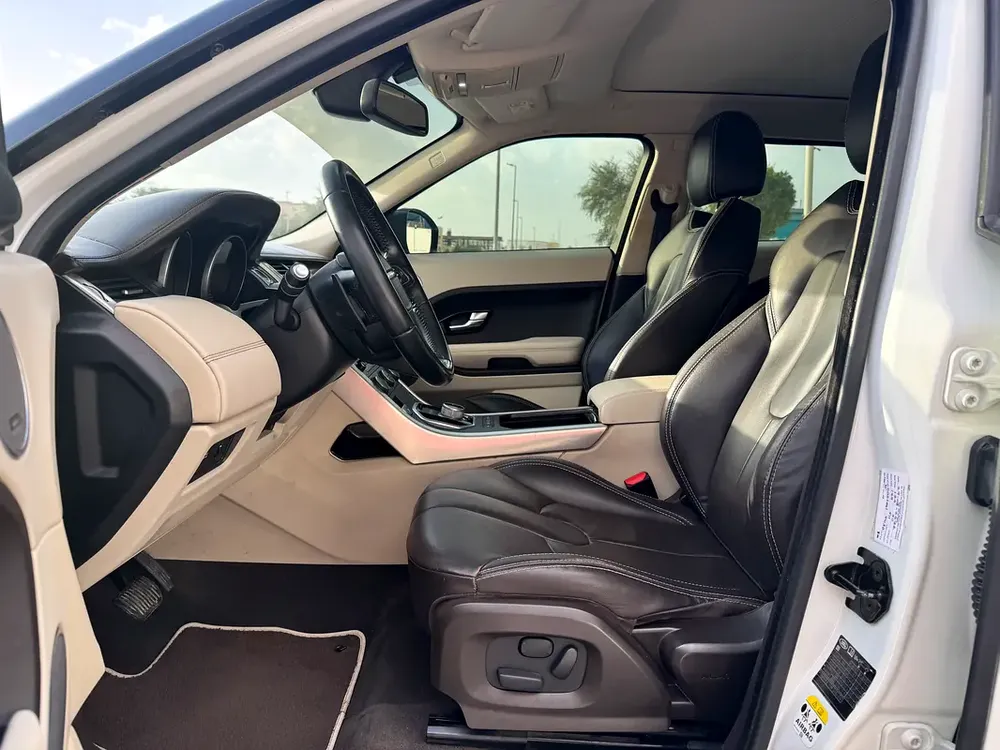 Evoque 2014 GCC in best condition 145,000 km - Image 11