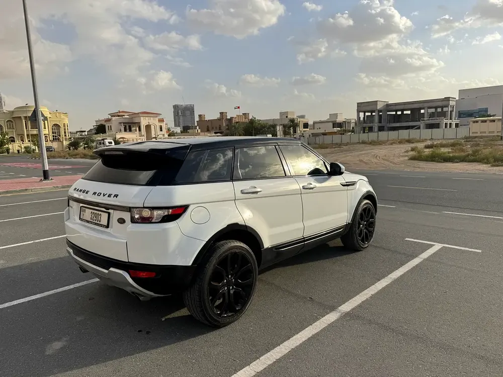 Evoque 2014 GCC in best condition 145,000 km - Image 16