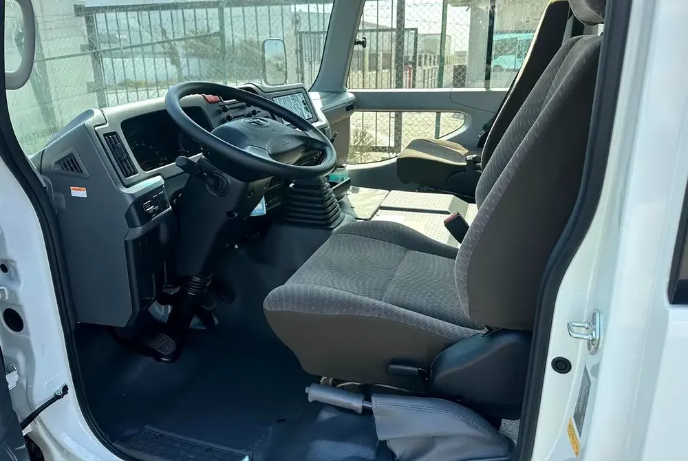 2025 Toyota Coaster 2.7L 23-Seater 4-Cyl Petrol Manual Transmission RWD Only For Africa - Image 10