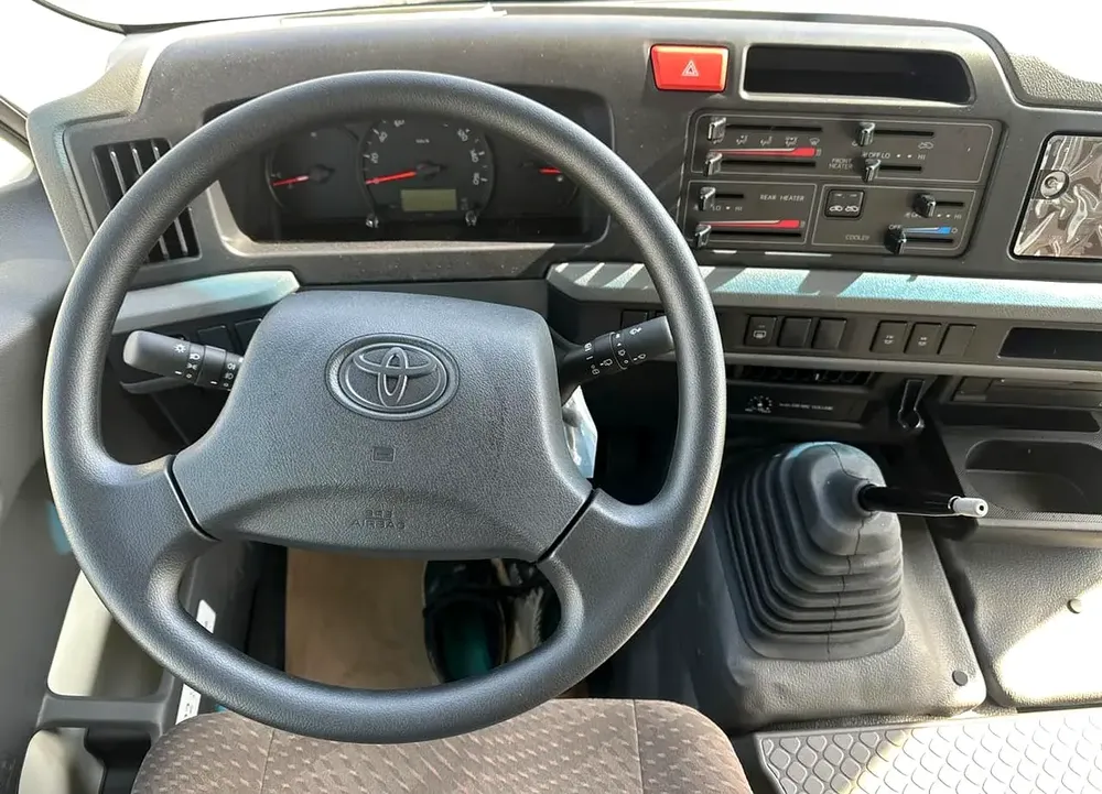 2025 Toyota Coaster 2.7L 23-Seater 4-Cyl Petrol Manual Transmission RWD Only For Africa - Image 15