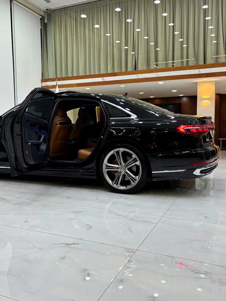 Audi A8 55 TFSI Quattro - Image 9