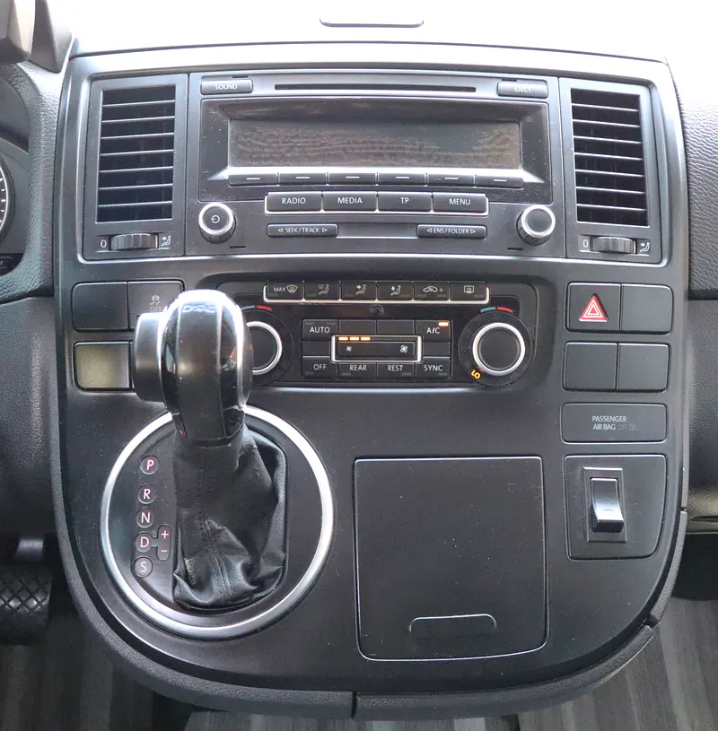 2.0 TSI Turbo . GCC Specs. Excellent Condition - Image 12