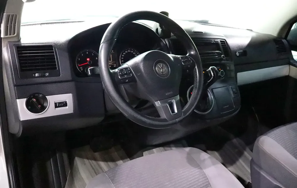 2.0 TSI Turbo . GCC Specs. Excellent Condition - Image 8