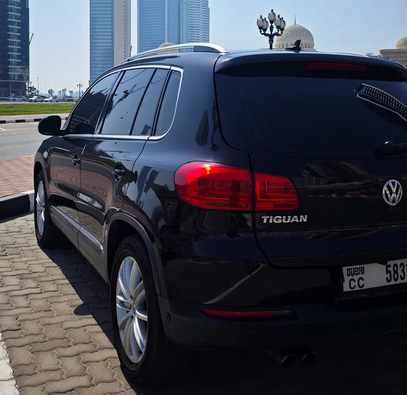 Volkswagen Tiguan TSI 4MOTION 2012 GCC Specs - Well Maintained SUV - Image 4