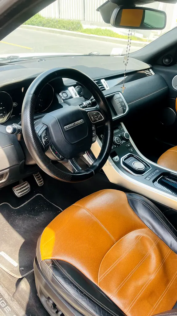 Stunning Land Rover Range Rover Evoque Dynamic HSE 2016 | GCC Specs - Image 19