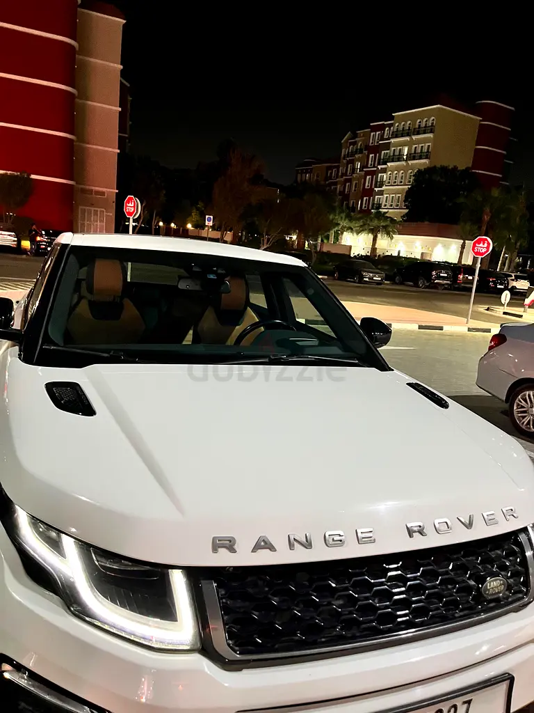 Stunning Land Rover Range Rover Evoque Dynamic HSE 2016 | GCC Specs - Image 7