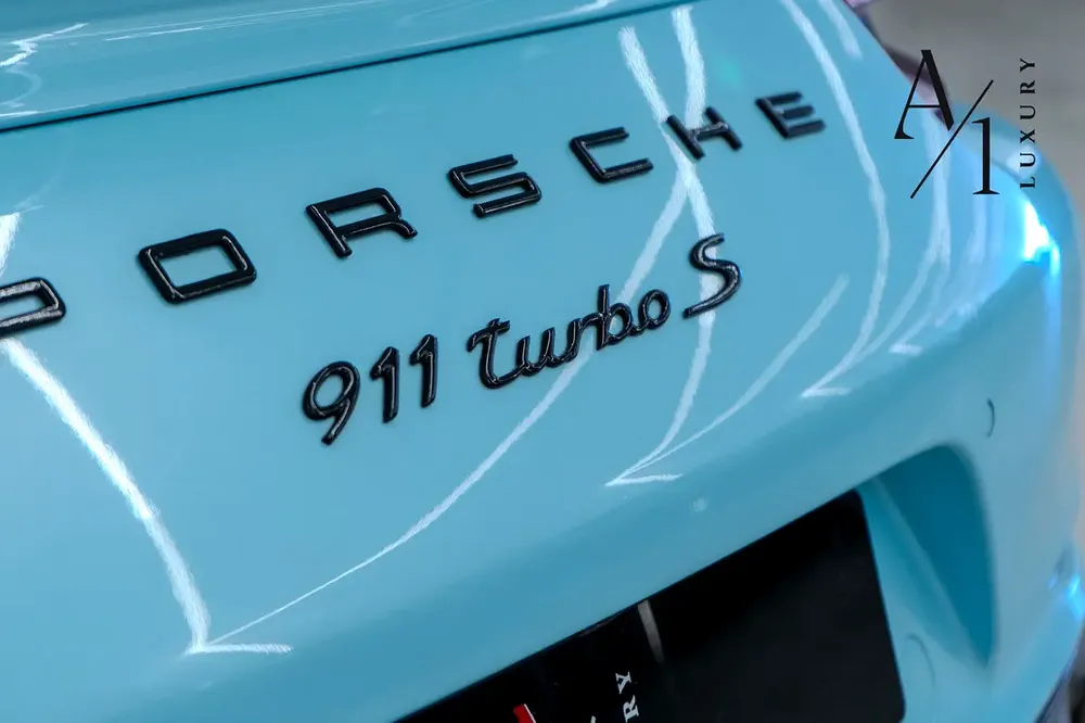 2017 Porsche 911 Turbo S, Special TechArt Kit, Excellent Condition, Carbon Fibre Accents - Image 6