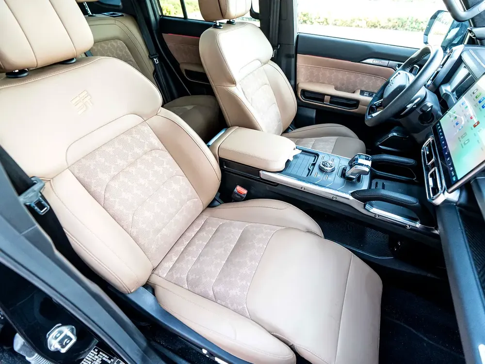 0% DOWN PAYMENT | THE MAY ADVANTAGE | BEAT THE SHORTAGE | T2 LUXURY | WARRANTY - Image 12