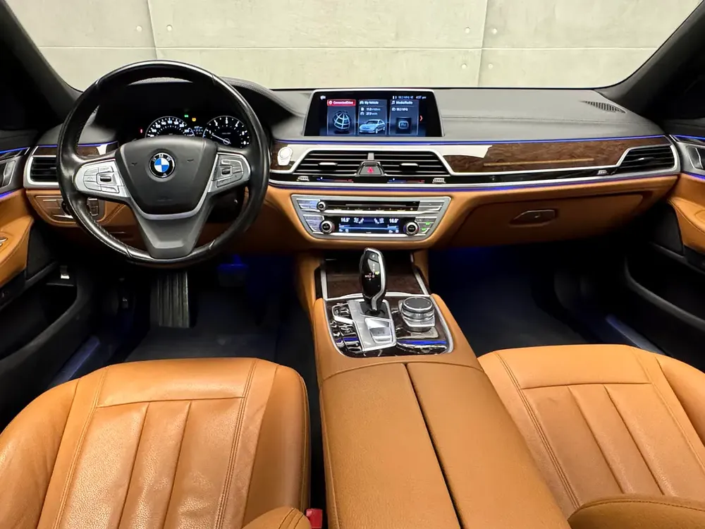 BMW 7-Series 730Li 2018 | GCC Specs | Pristine Condition - Image 12