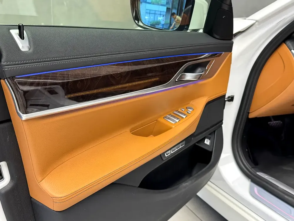 BMW 7-Series 730Li 2018 | GCC Specs | Pristine Condition - Image 8