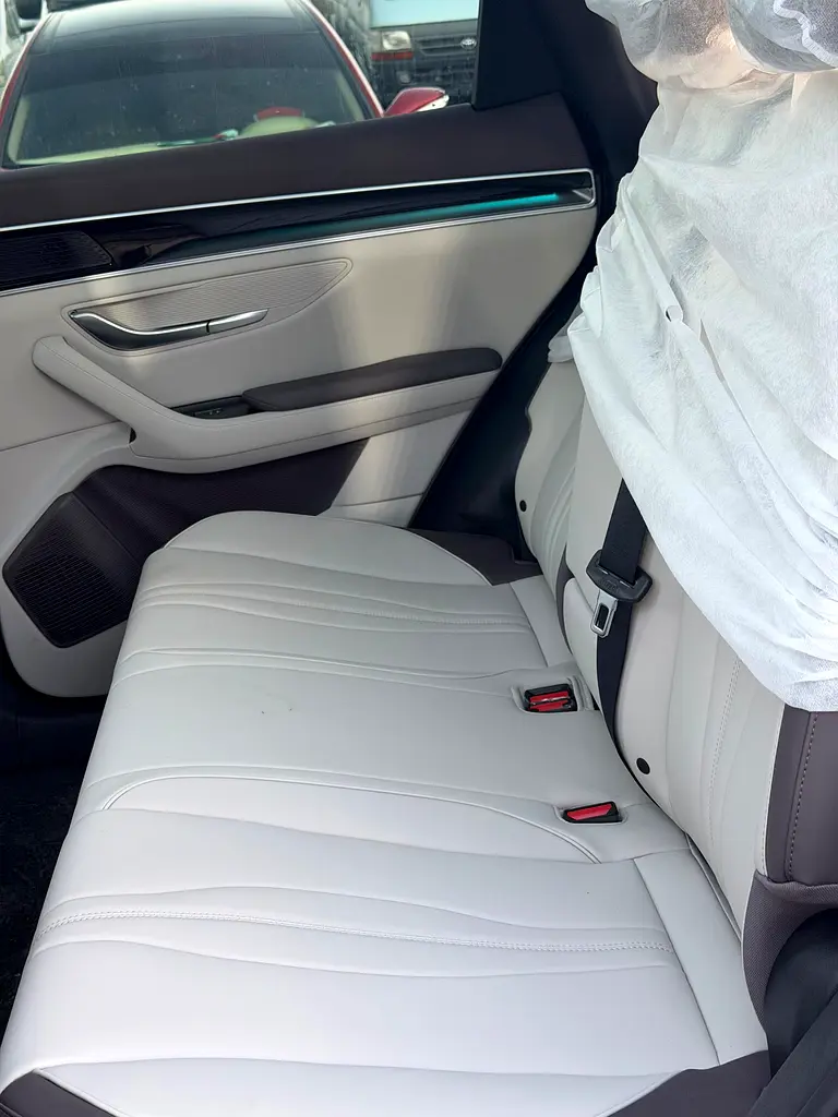 2025 BYD Song Plus DM-i Hybrid - Chinese Specs - Image 11