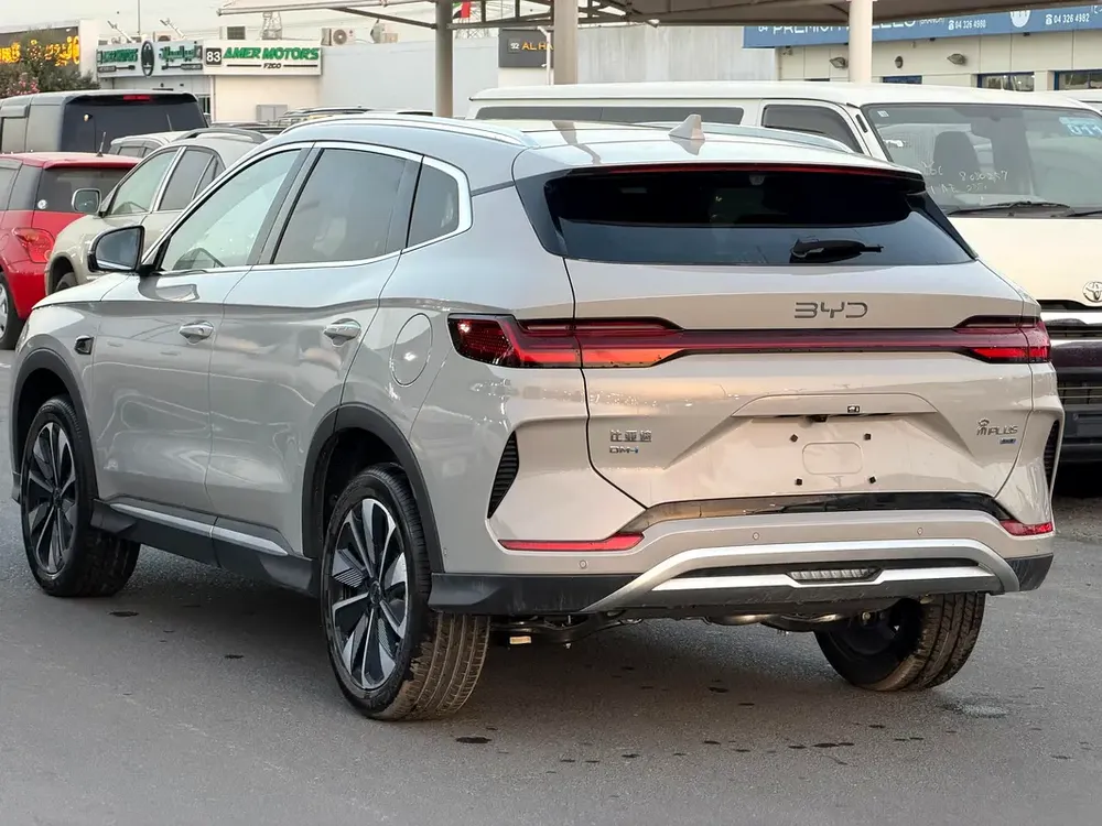 2025 BYD Song Plus DM-i Hybrid - Chinese Specs - Image 5