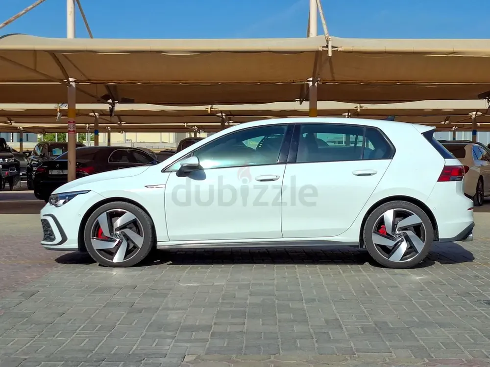 AED 1884/month | 2024 Volkswagen Golf GTI P1 | GCC Specs | Ref#418577 - Image 5