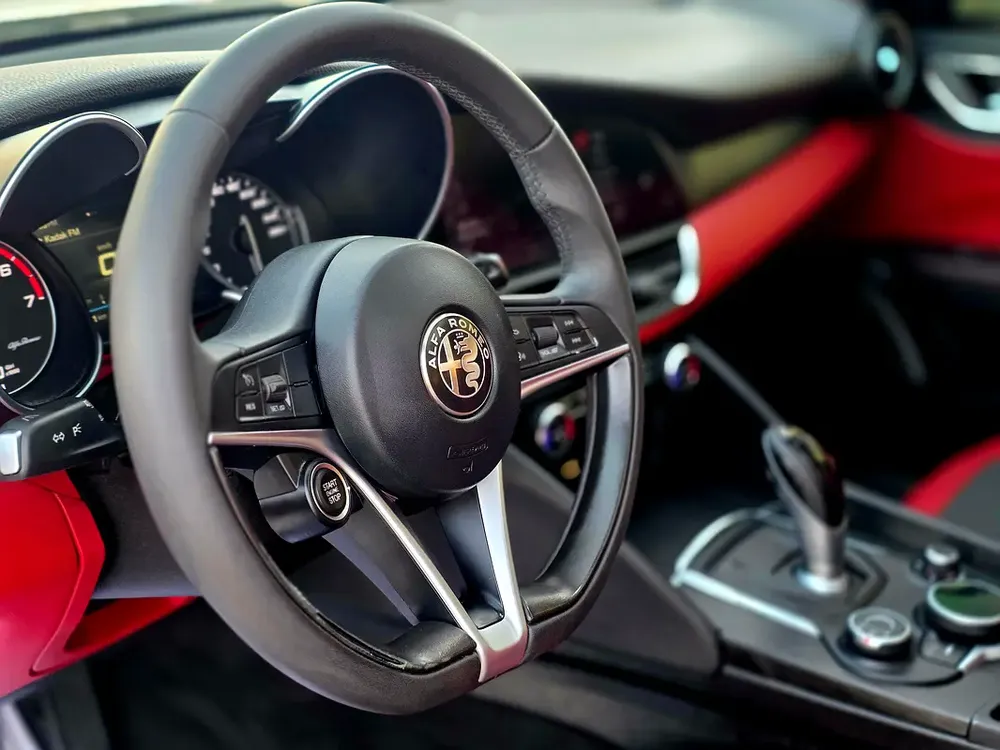 ALFA TOMEO GIULIA 2018, GCC, NEW CONDITION, 4 CYLINDERS - Image 10