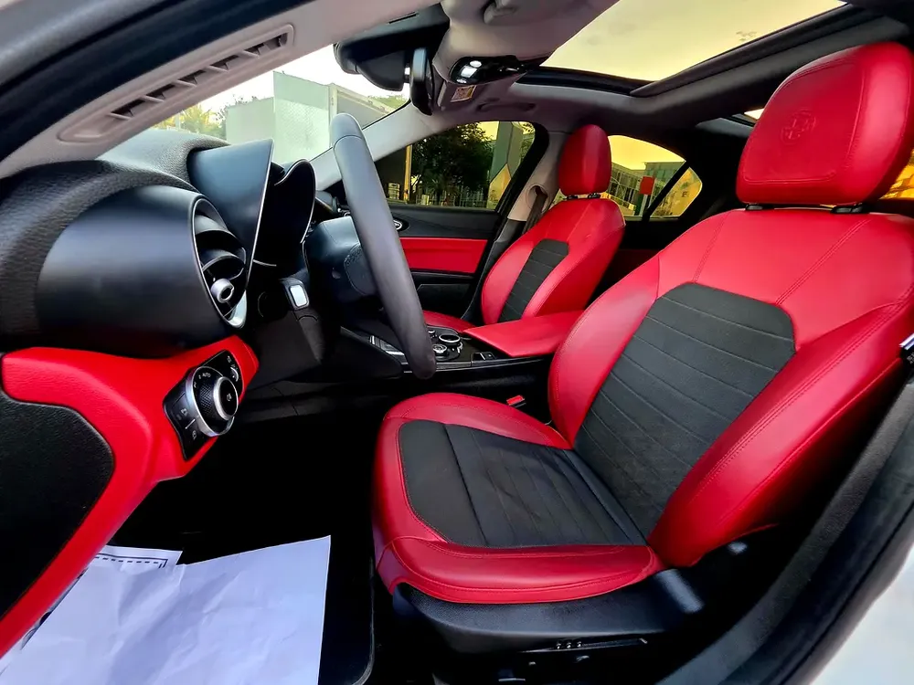 ALFA TOMEO GIULIA 2018, GCC, NEW CONDITION, 4 CYLINDERS - Image 7