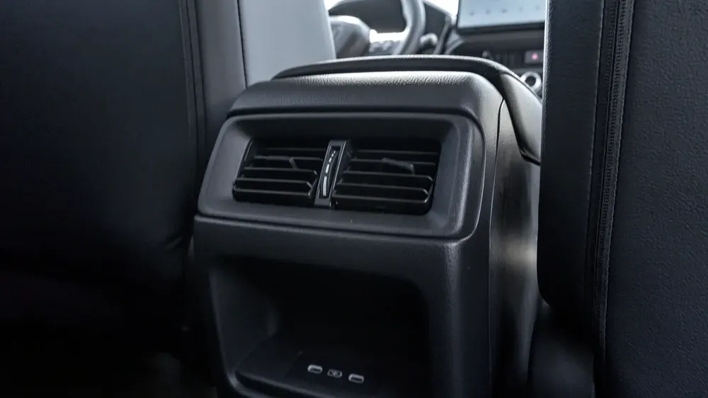 HONDA CRV GLOBAL 30-YEAR HONOR EDITION 240TURBO 2WD - Image 18
