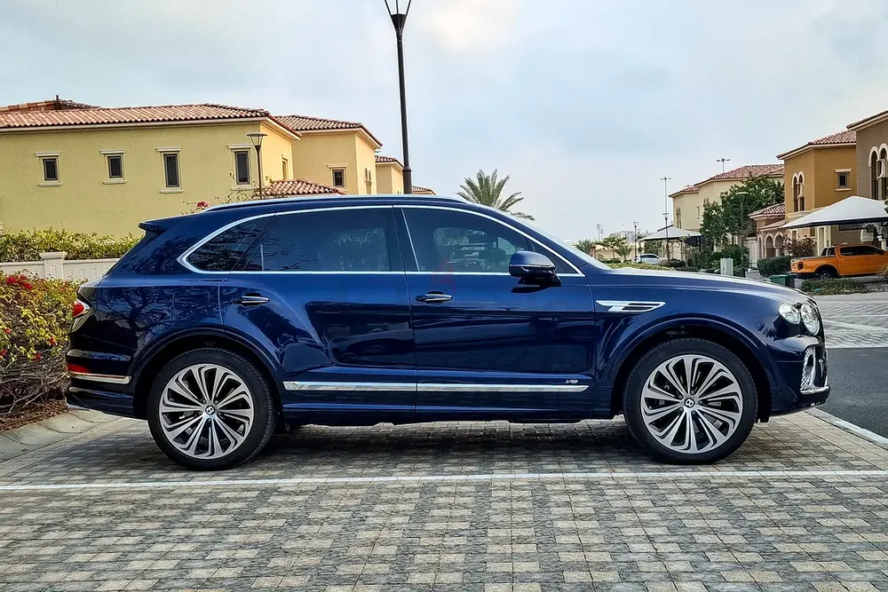 AED 9724/month | 2021 Bentley Bentayga  | GCC Specs | Ref#373830 - Image 4