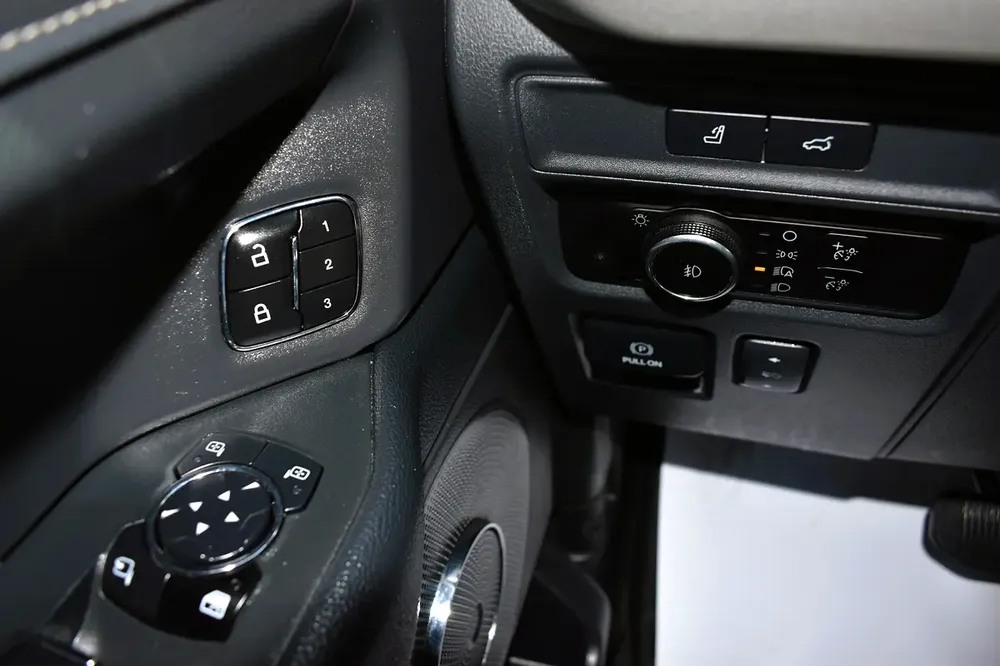 FROM 1,069 PM. FREE MANUFACTURER WARRANTY! - Image 15