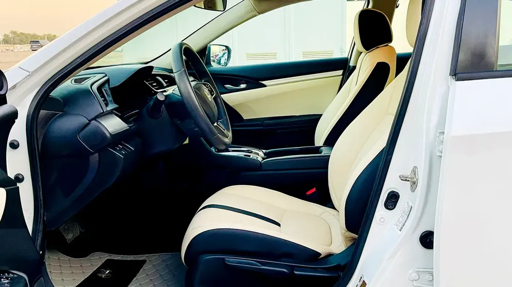 Honda Civic 2019 - Image 10