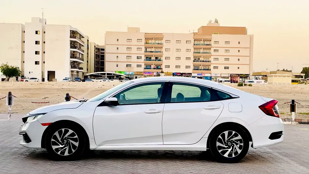 Honda Civic 2019 - Image 5