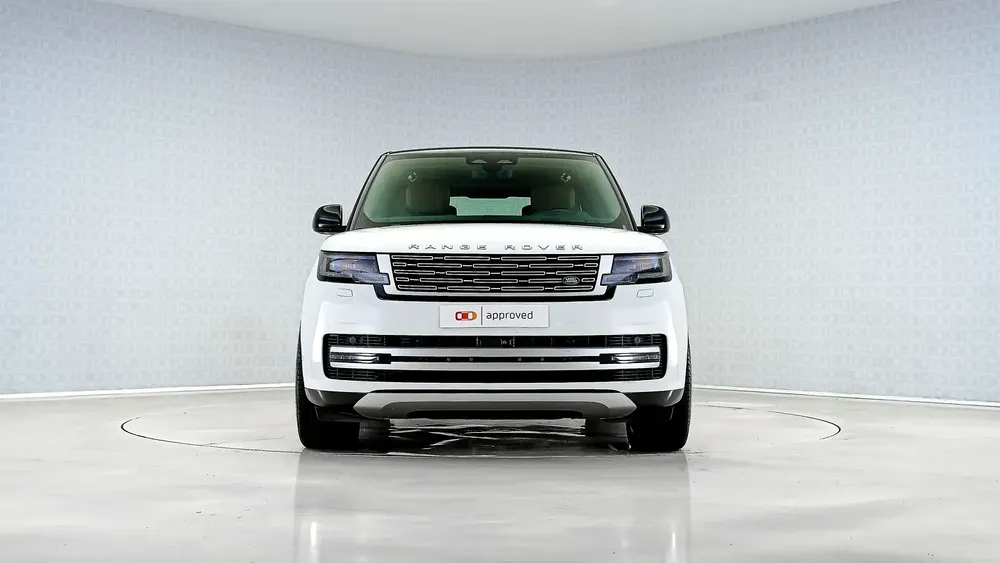 Range Rover Autobiography P530 | AED 10,335 PM | Warranty August 2030 | GCC - Image 8