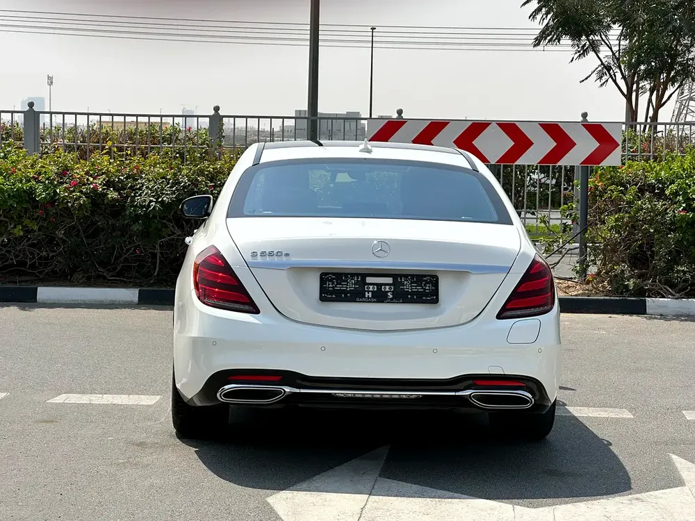 Mercedes S560e 2020 GCC - Image 7