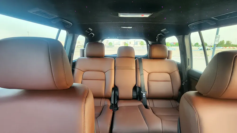 5.7L GXR 2019 GCC Specs - Image 17