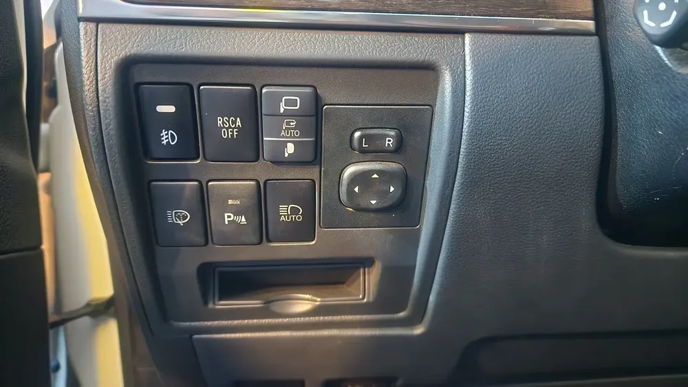 5.7L GXR 2019 GCC Specs - Image 19