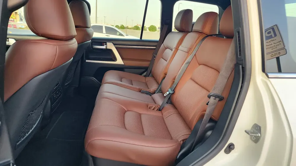 5.7L GXR 2019 GCC Specs - Image 8