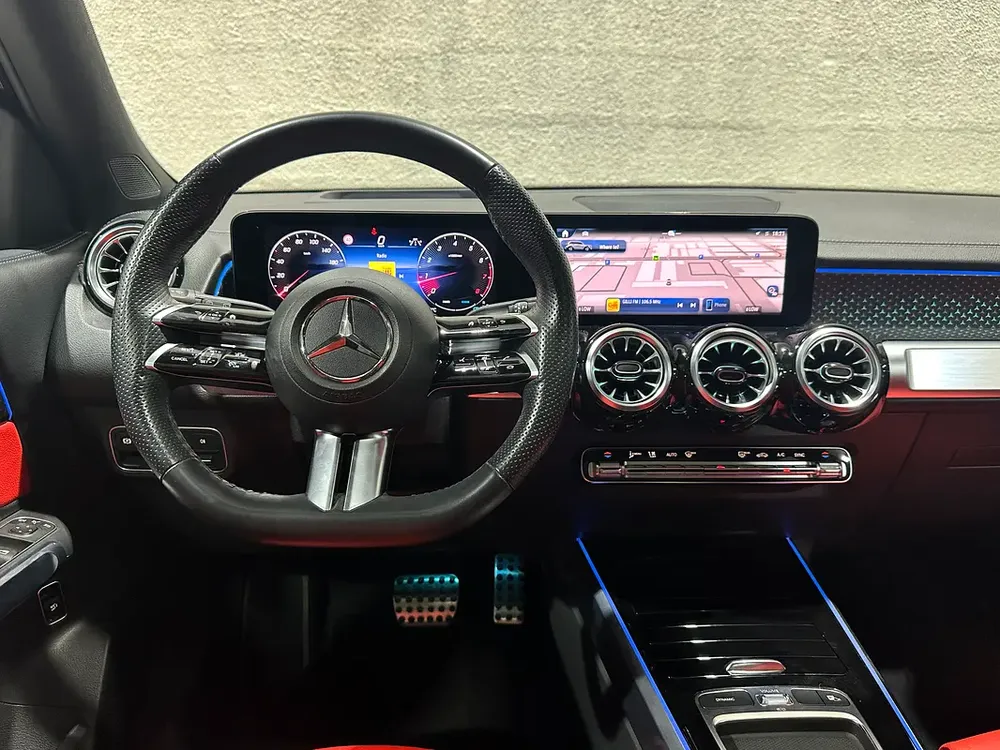 2,392AED/MONTH -- MERCEDES GARGASH WARRANTY & SERVICE 5 YEARS -- GLB250 AMG PREMIUM - Image 11