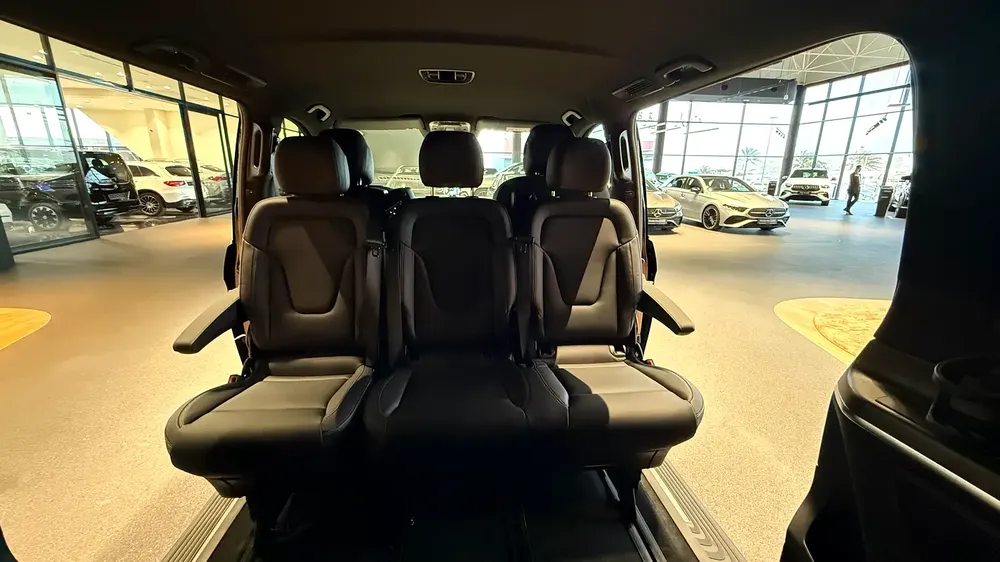 Mercedes-Benz V-Class V 300 2026 - GCC Specs - Image 12