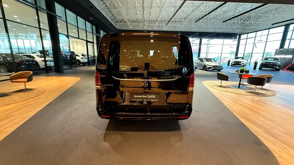 Mercedes-Benz V-Class V 300 2026 - GCC Specs - Image 7