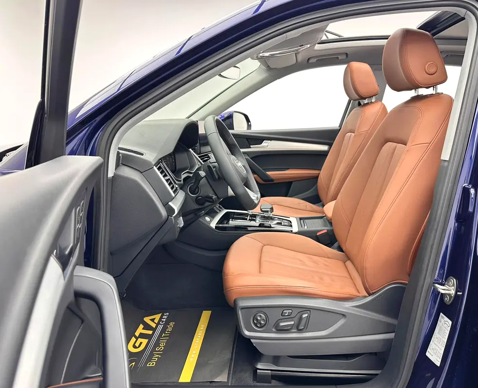 2025 Audi Q5 45TFSI Quattro, 12/2029 Audi Warranty + Service Contract, Audi Full Service History, GC - Image 15