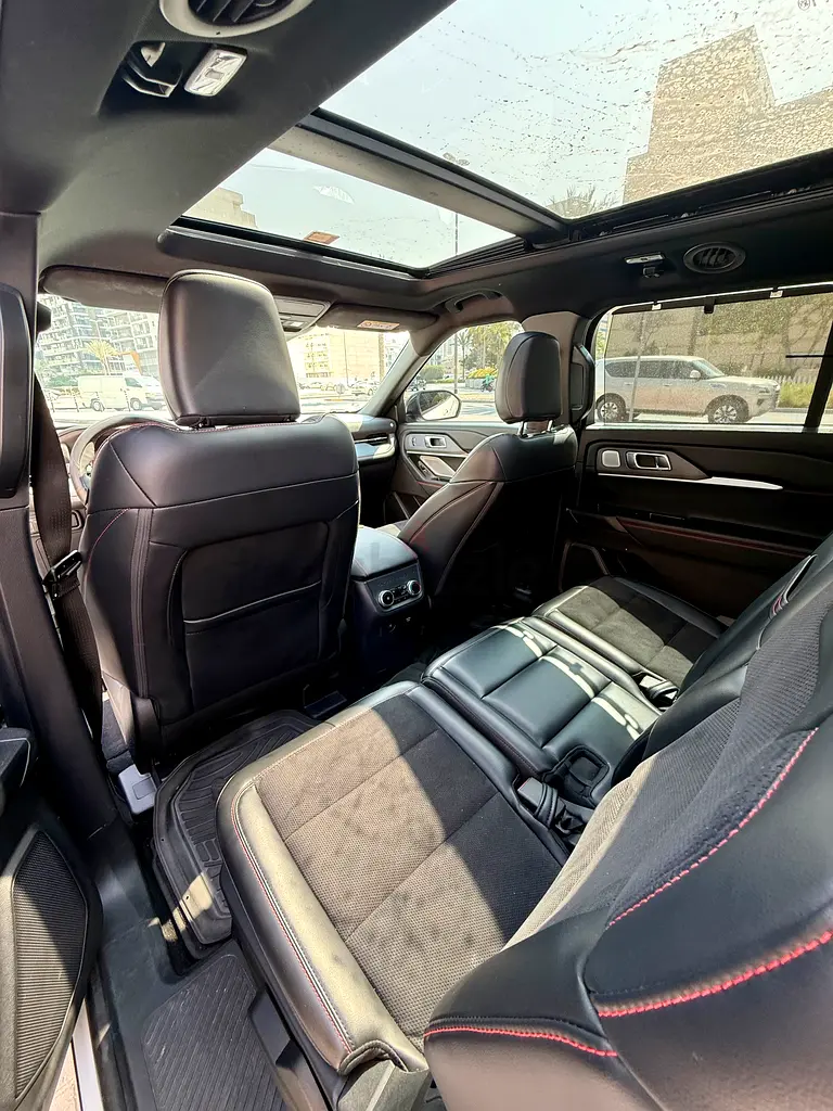 Ford Explorer ST 2025 GCC Specs - Image 10