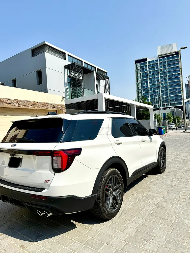 Ford Explorer ST 2025 GCC Specs - Image 7