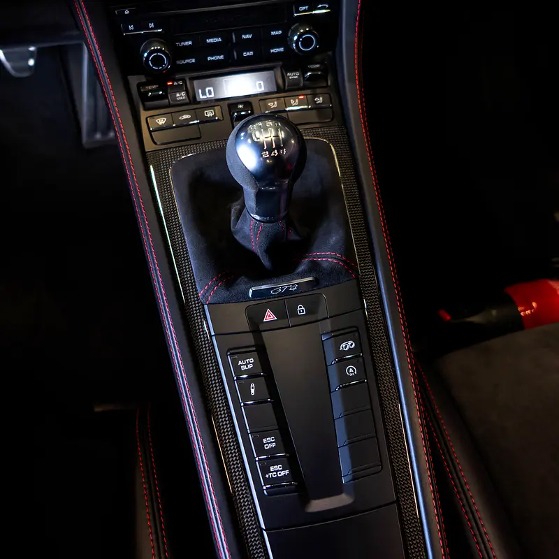 7,090  P.M • 0% Downpayment • Porsche Cayman GT4 • 1 Year Warranty - Image 13