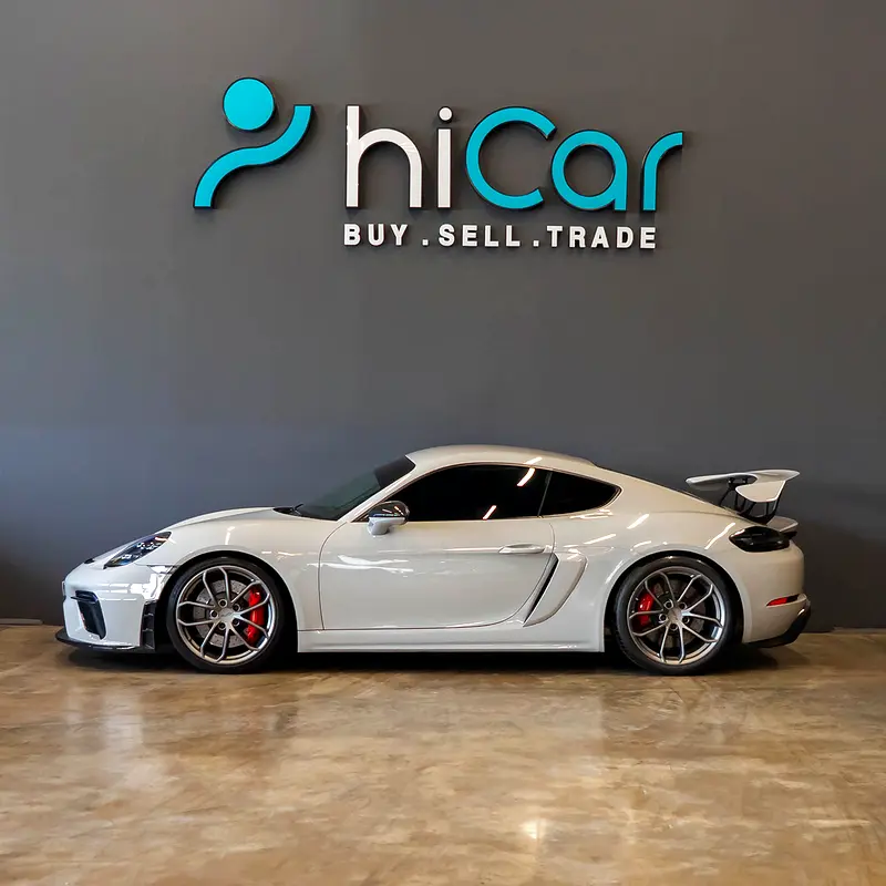 7,090  P.M • 0% Downpayment • Porsche Cayman GT4 • 1 Year Warranty - Image 4