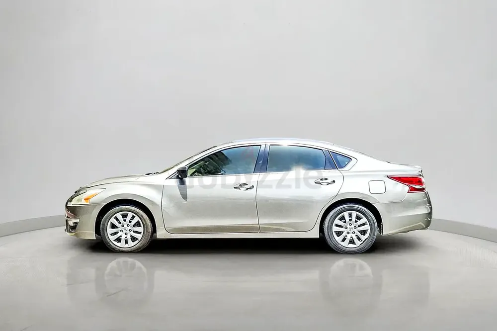 2013 Nissan Altima S 2.5L | GCC Specifications - Image 6