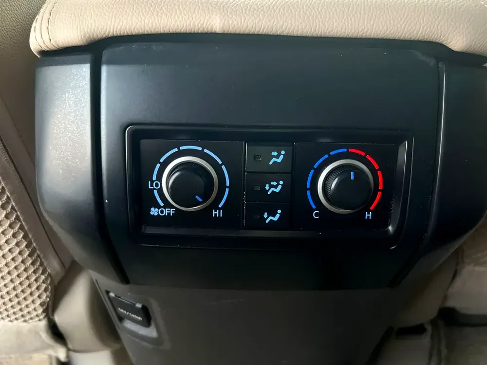 2019 Toyota Prado TXL 4.0L V6 - AWD 4x4 - Electric Seat - Rear CAM  Sensors - Cool Box - Image 16