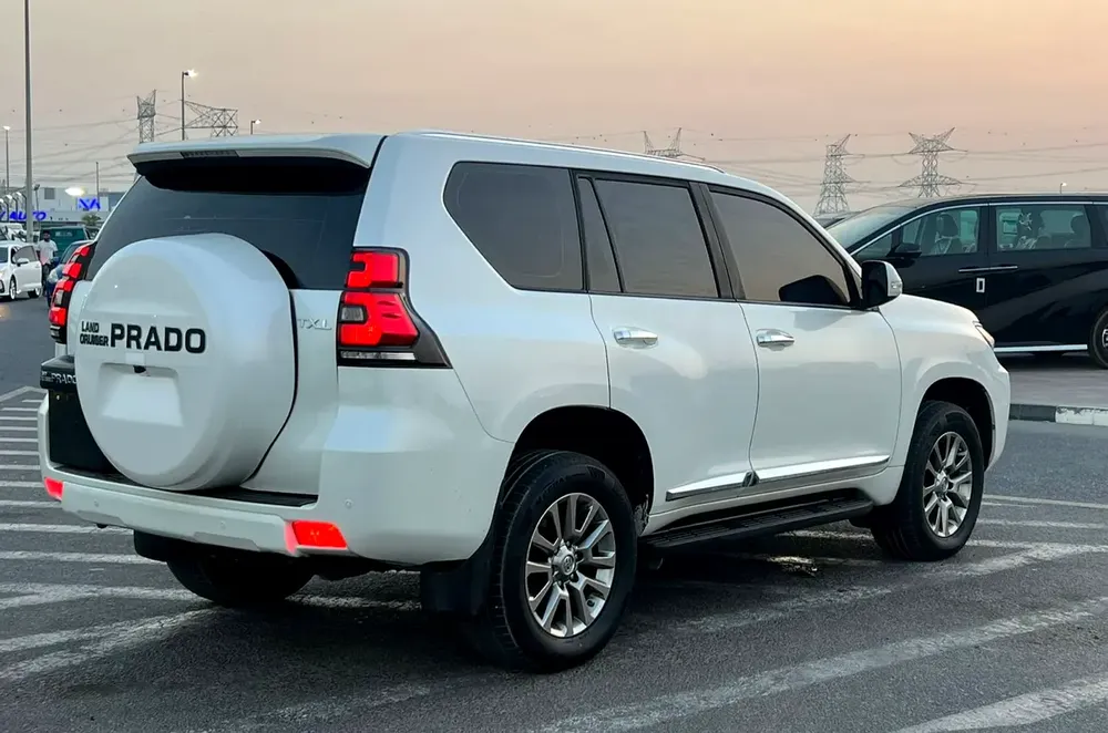 2019 Toyota Prado TXL 4.0L V6 - AWD 4x4 - Electric Seat - Rear CAM  Sensors - Cool Box - Image 4