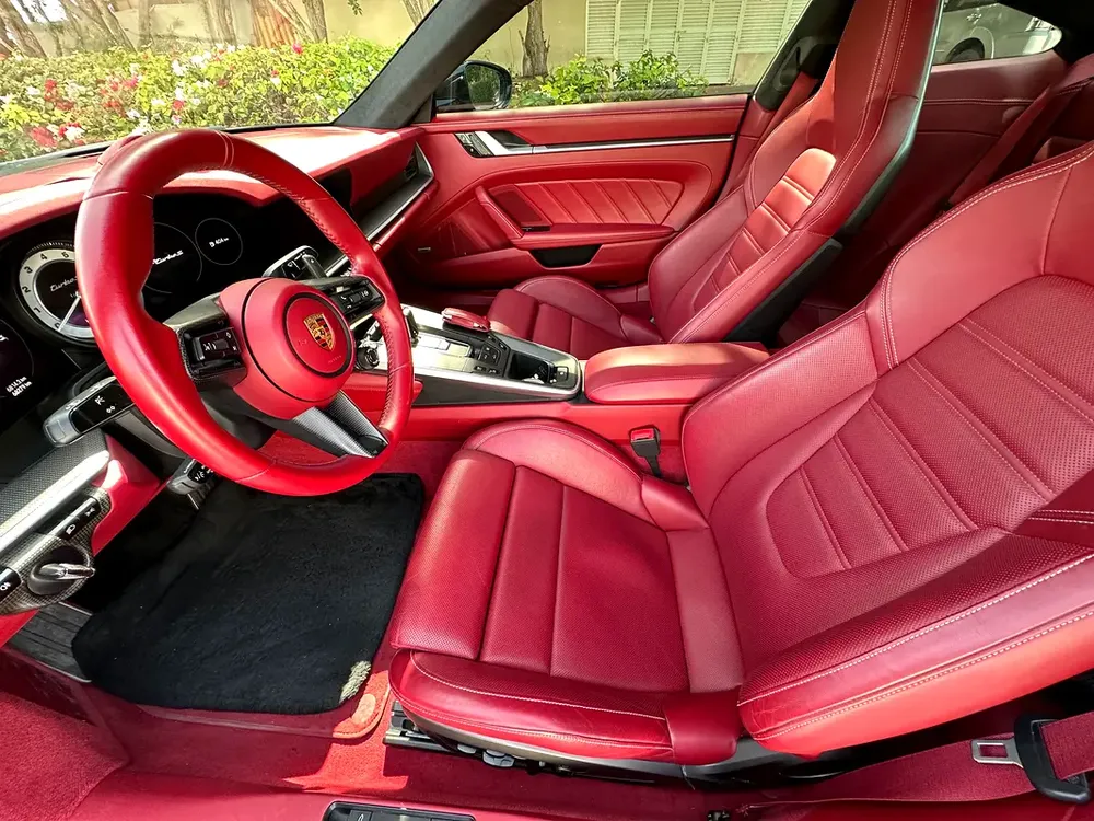 2021 Porsche 911 Turbo S (992) - GCC Specs - Pristine Condition - Image 11