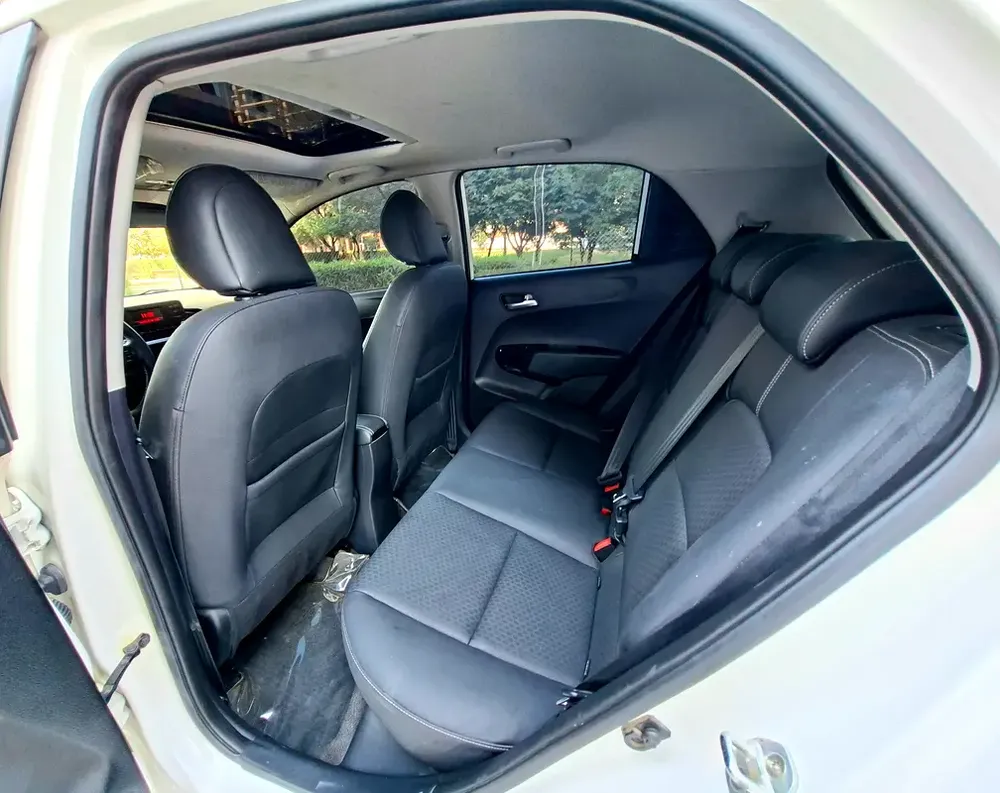 Brand New Condition Kia Picanto 2018, GCC GT Line, Top Option, No Paint,No Accident, Service History - Image 11