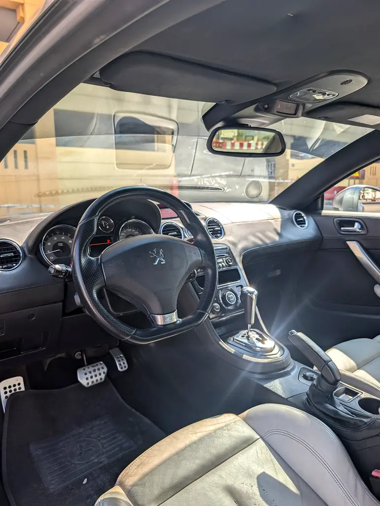 Peugeot RCZ 2013 Model low mileage for sale - Image 12
