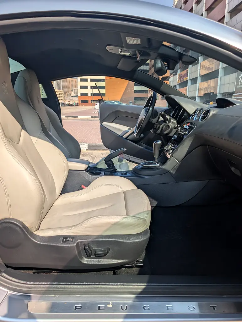 Peugeot RCZ 2013 Model low mileage for sale - Image 15