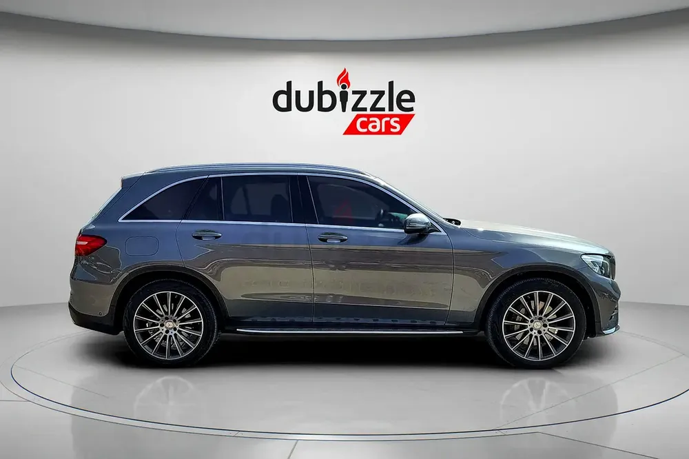 AED 1686/month | 2017 Mercedes-Benz GLC GLC 250 4MATIC | GCC Specs | Ref#417105 - Image 4
