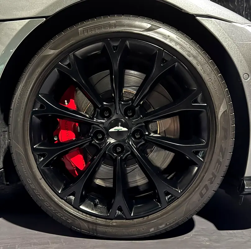 2019 Aston Martin  Vantage | Low Mileage | GCC | Warranty 2028 - Image 9