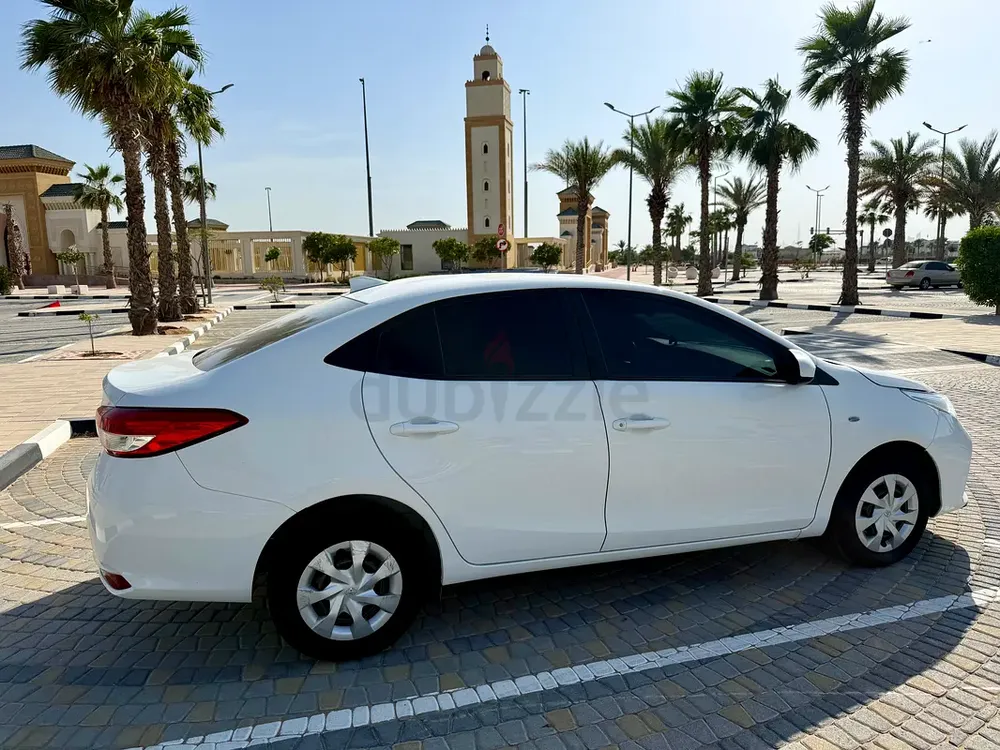 Toyota Yaris 2022 for Sale - Image 4