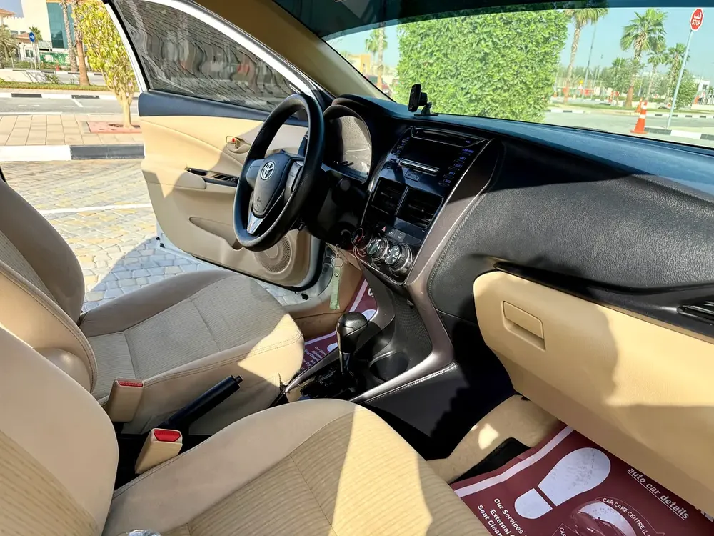 Toyota Yaris 2022 for Sale - Image 9