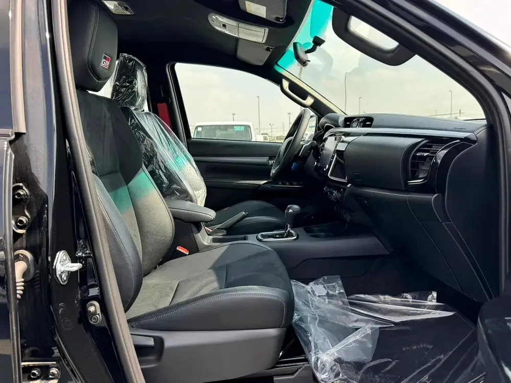 Toyota Hilux GR 4.0L Petrol V6 2026 GCC Export Price @ 178,500 AED - Image 6