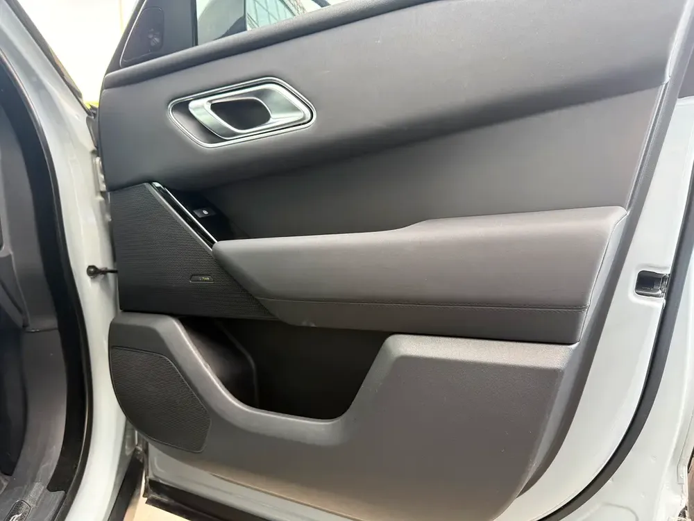 2024 Range Rover Velar - European Specs - Brand New - Image 12
